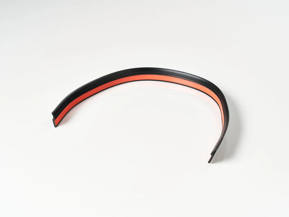 400/Y1865 - JCB LOWER DOOR LIP SEAL (P493)