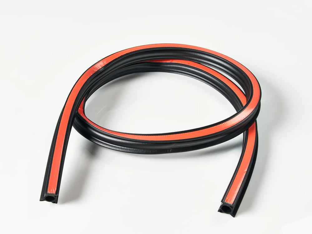 926/46606 - JCB ADH SEAL 1400MM LONG P68 Cut Length