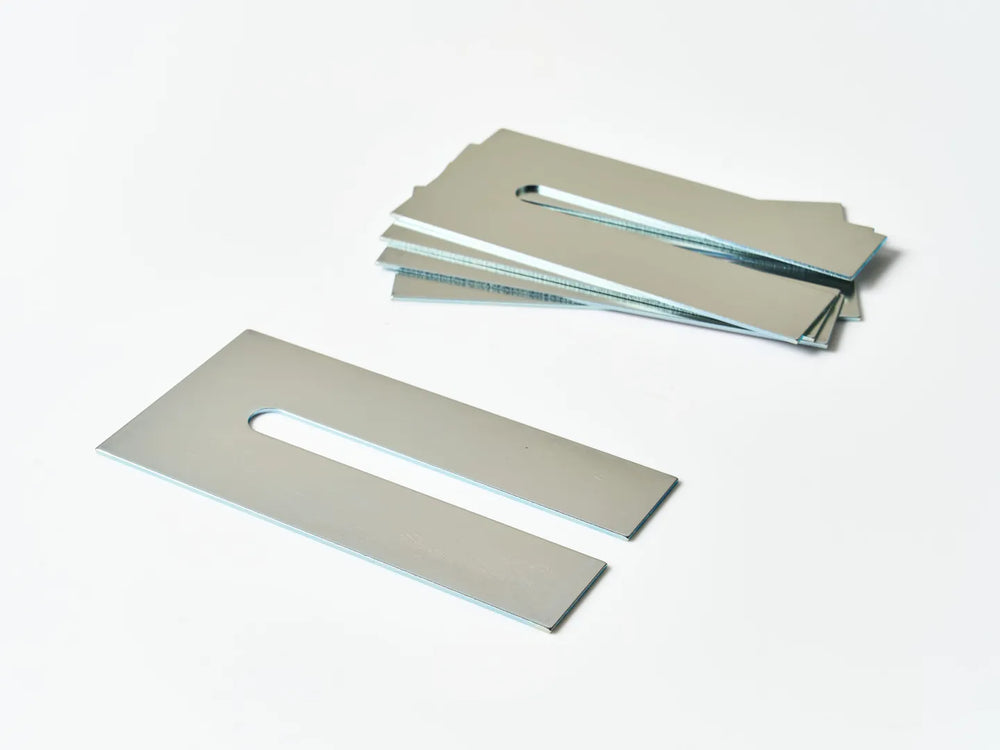 162/01126A - JCB SHIM