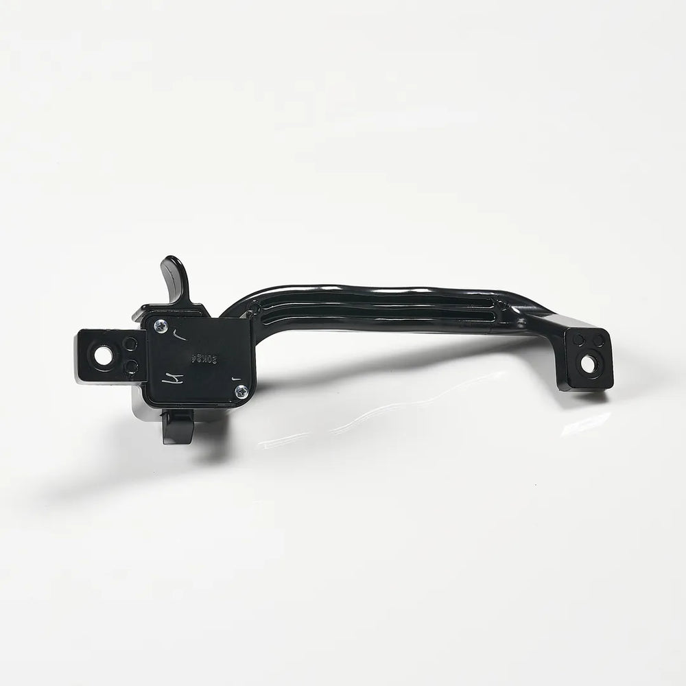 331/28233 - JCB LH LATCH ASSY